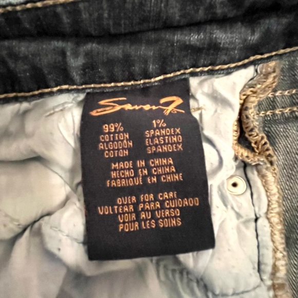 Seven 7 Low Rise Relaxed Capri Jeans - Picture 5 of 6